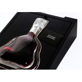 Conhaque Richard Hennessy (700ml)